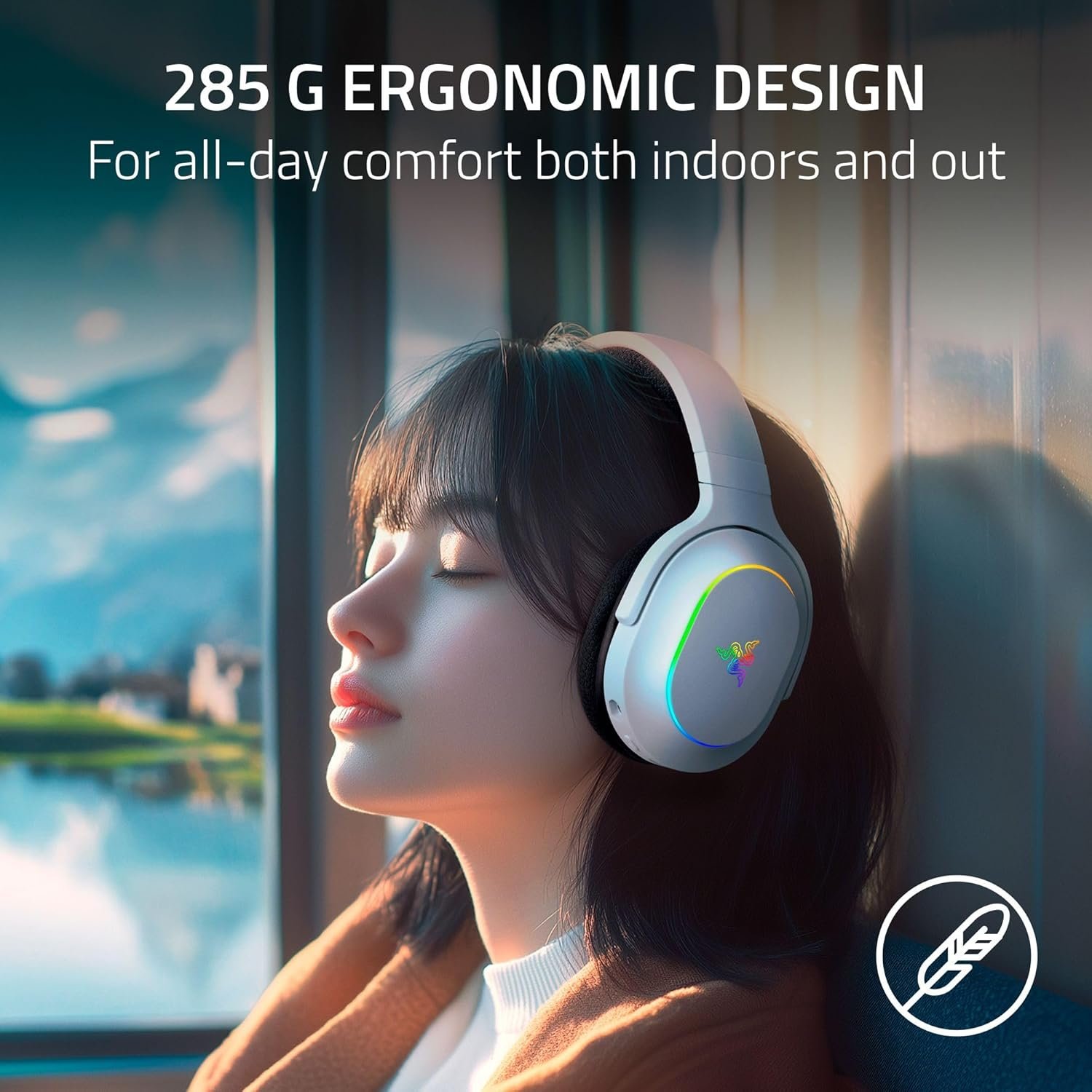 Storage Razer Barracuda X Chroma Wireless Gaming Headset - TriForce 40mm Drivers - Dual Wireless (2.4GHz & Bluetooth) - 6-Zone Chroma RGB - Detachable HyperClear Cardioid Mic - 70-Hour Battery